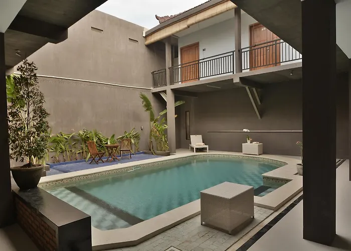 Bali4Stay Hotel