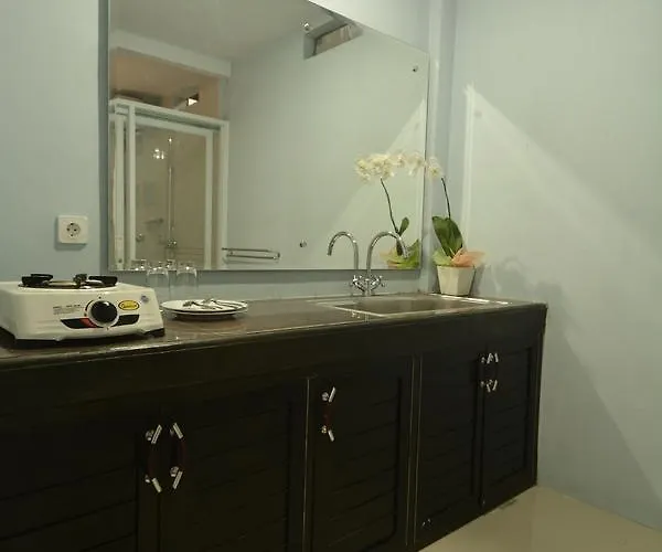 Bali4Stay Hotel 2*