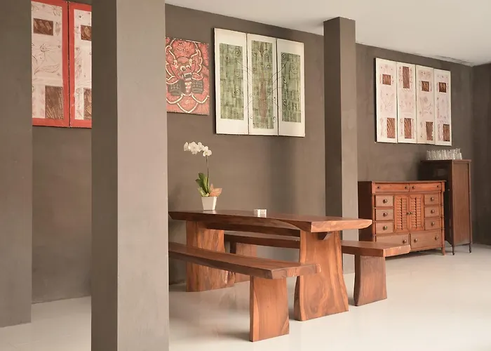 Bali4Stay Hotel 2*